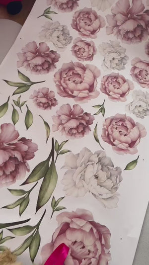 Boho floral wallpaper