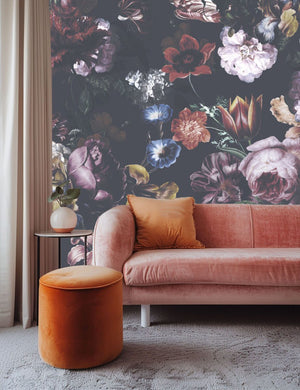 Dark botanical floral wallpaper detail by Igibee